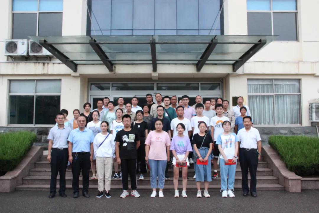 梦想起航 | 泓达集团员工子女荣升高校欢庆会隆重举行