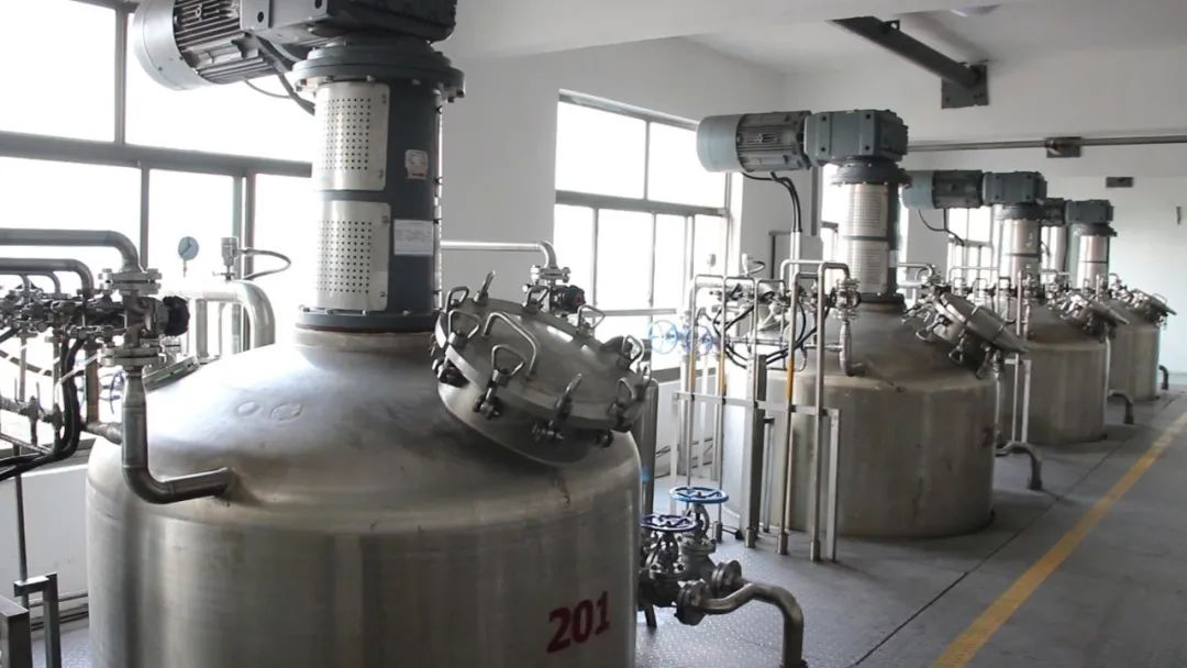 喜提冠军 | 昆达生物烟酰胺获省级制造业单项冠军产品