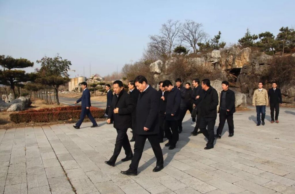 沂水县代县长赵明一行到泓达集团走访调研