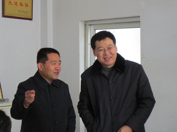 杨原田县长来泓达集团慰问一线职工