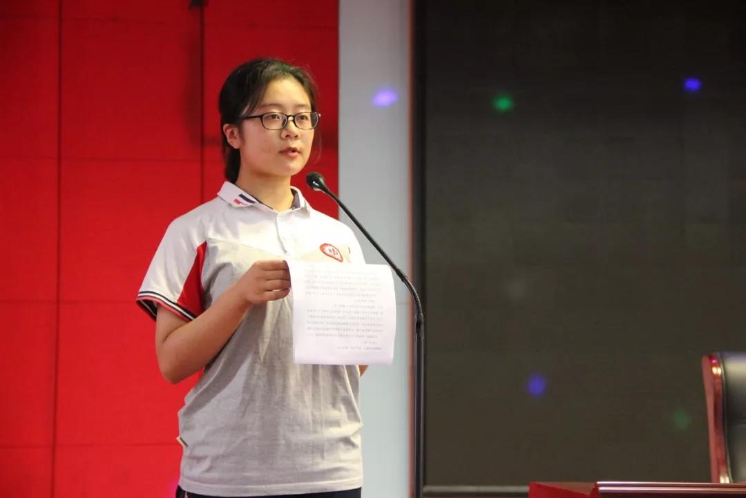 【心系家乡，情系教育，筑梦起航】泓达集团捐资助学仪式隆重举行