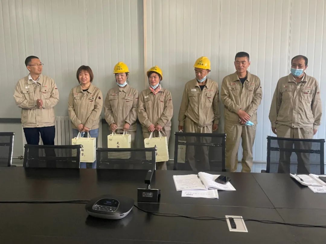 八月飞歌，金榜报喜 | 2022年泓达生物员工子女荣升高校欢庆会隆重举行
