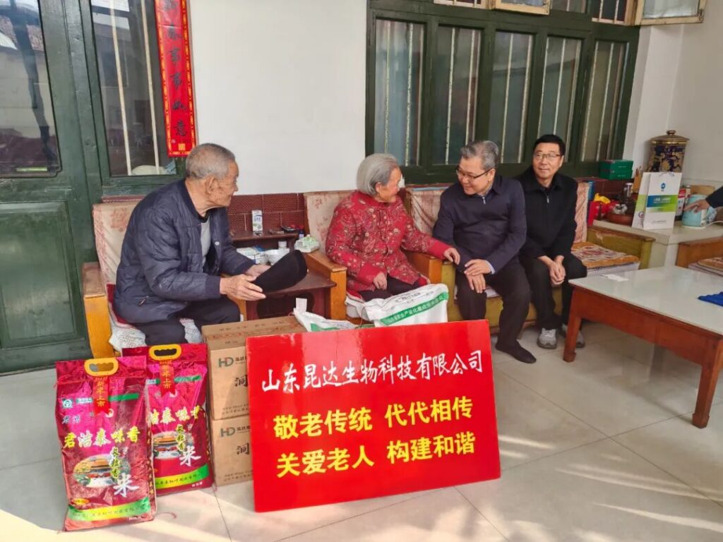 重阳暖桑榆 | 泓达集团17载坚守走访慰问高龄老人